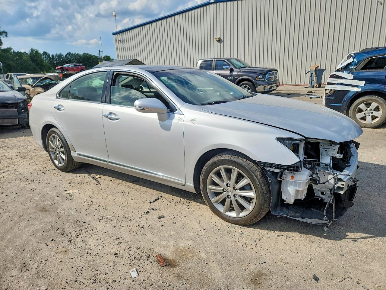 JTHBK1EG0A2377558 · 2010 LEXUS ES · 4/13