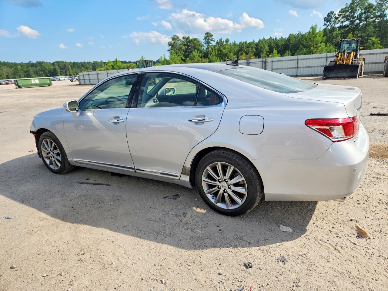 JTHBK1EG0A2377558 · 2010 LEXUS ES · 2/13