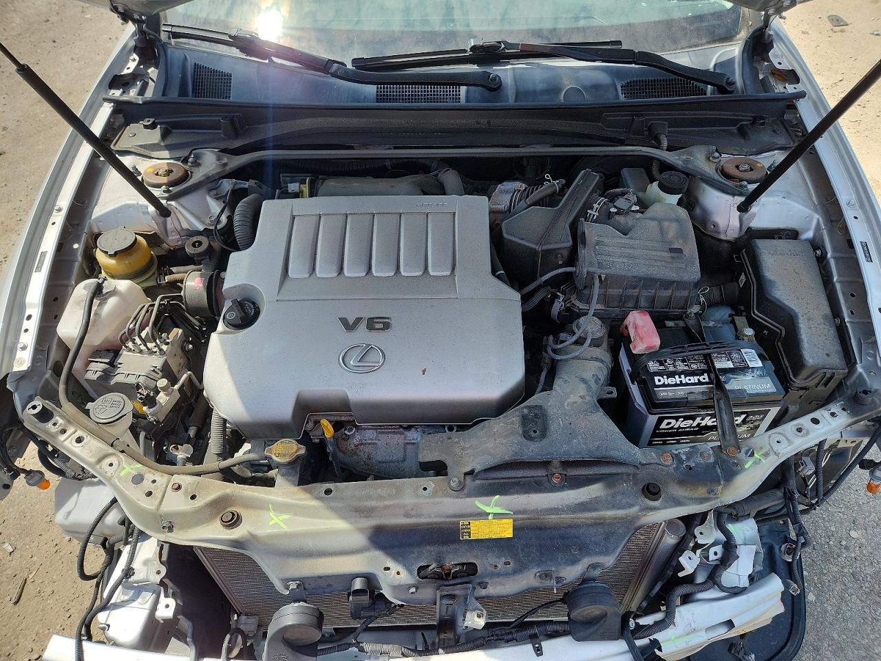 JTHBK1EG0A2377558 · 2010 LEXUS ES · 11/13