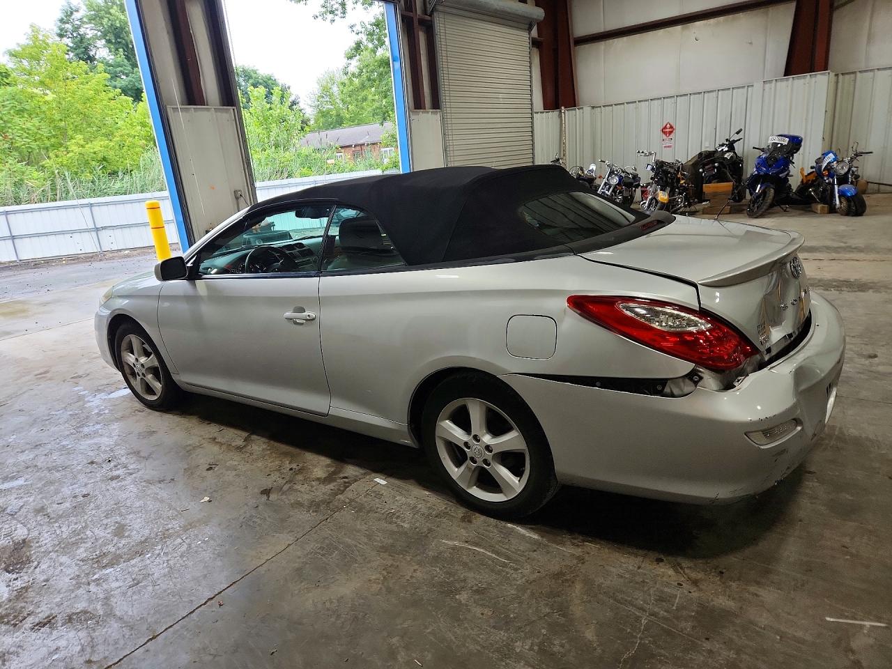 4T1FA38P88U147497 · 2008 TOYOTA CAMRY SOLARA · 2/11