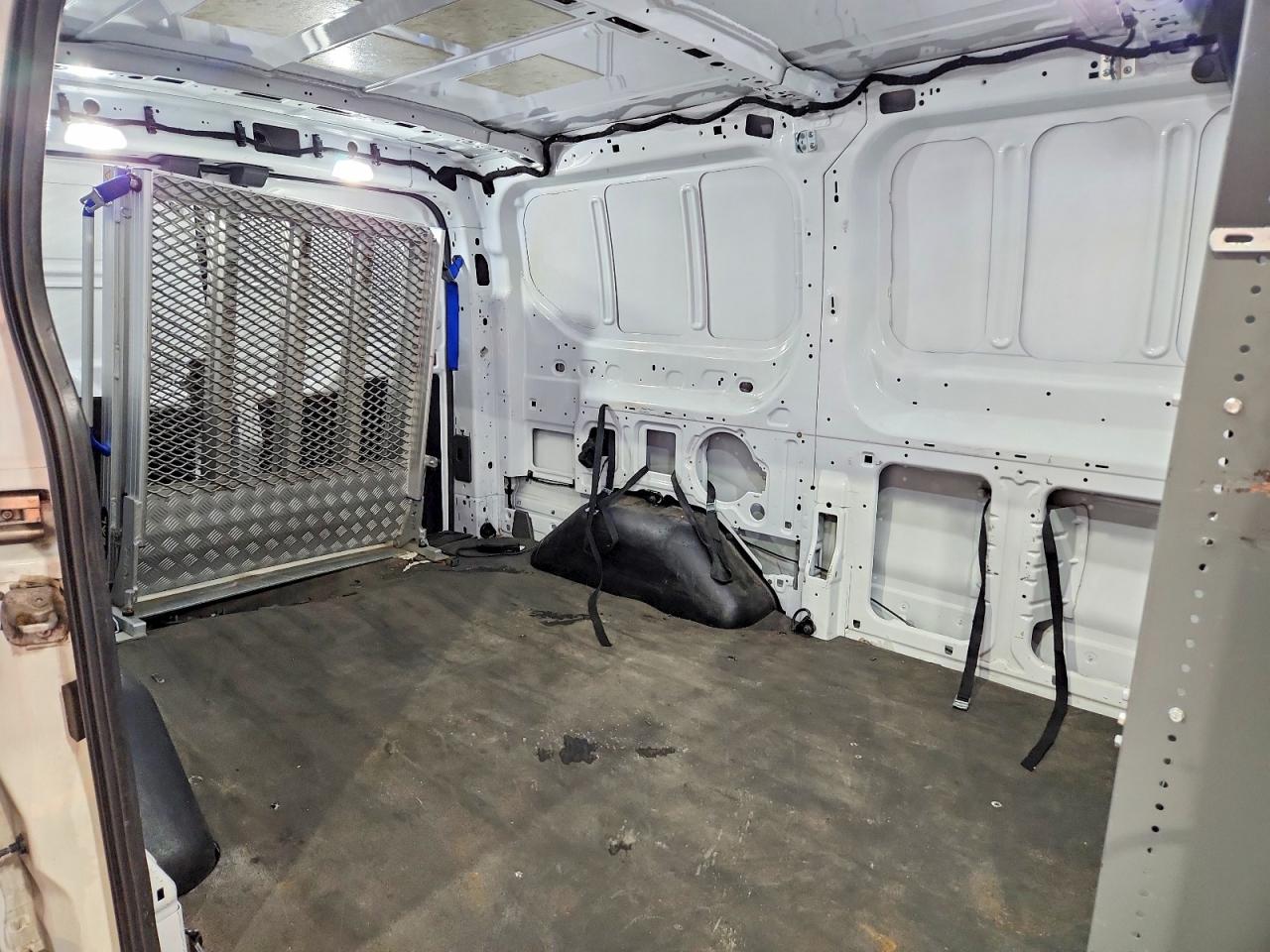 1FTYE1Y89LKB80995 · 2020 FORD TRANSIT · 11/13