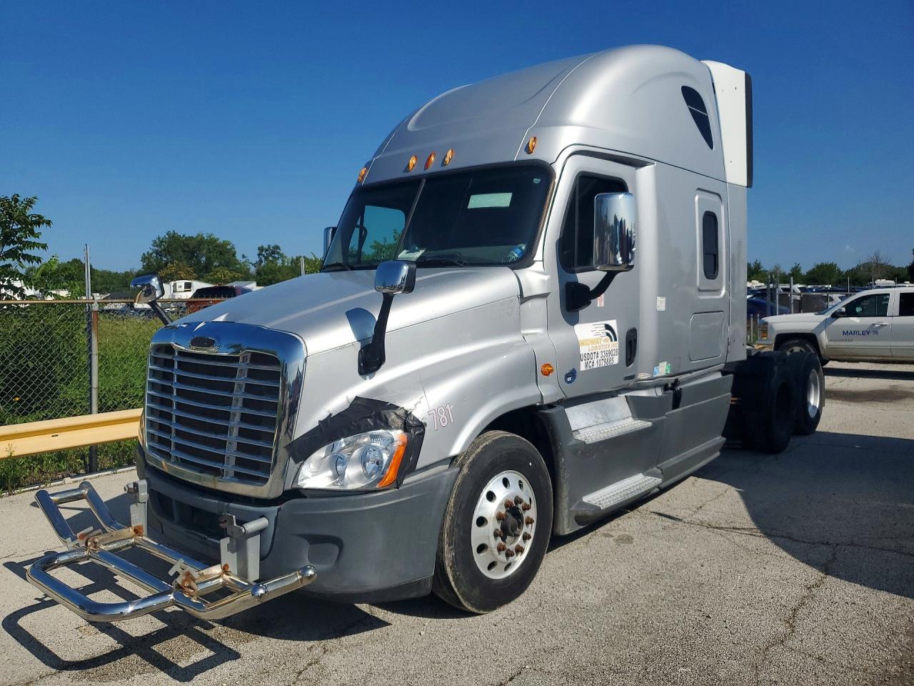 2015 FREIGHTLINER CASCADIA
