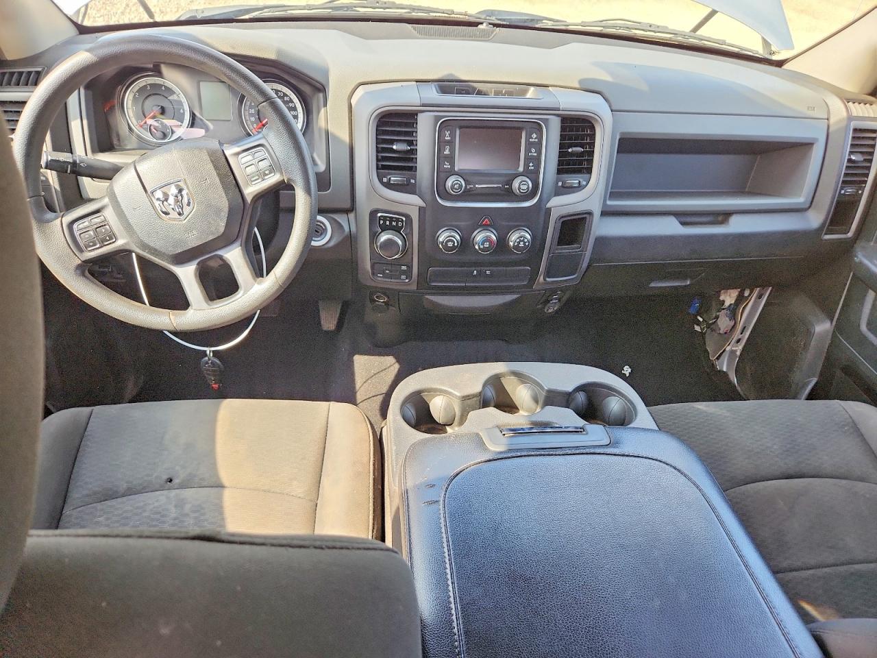 1C6RR7KT0KS548558 · 2019 RAM 1500 CLASSIC · 8/13