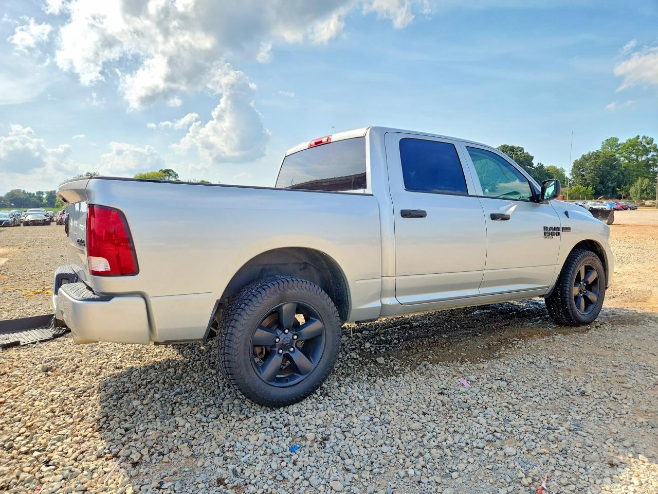 1C6RR7KT0KS548558 · 2019 RAM 1500 CLASSIC · 3/13
