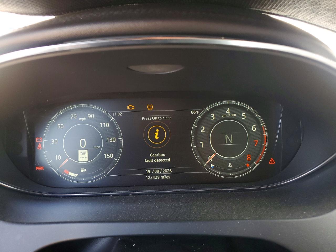 SADFJ2FX9K1Z62984 · 2019 JAGUAR E-PACE · 9/14