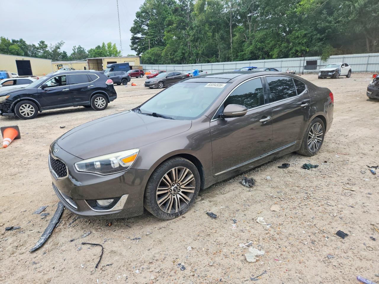 2014 KIA CADENZA