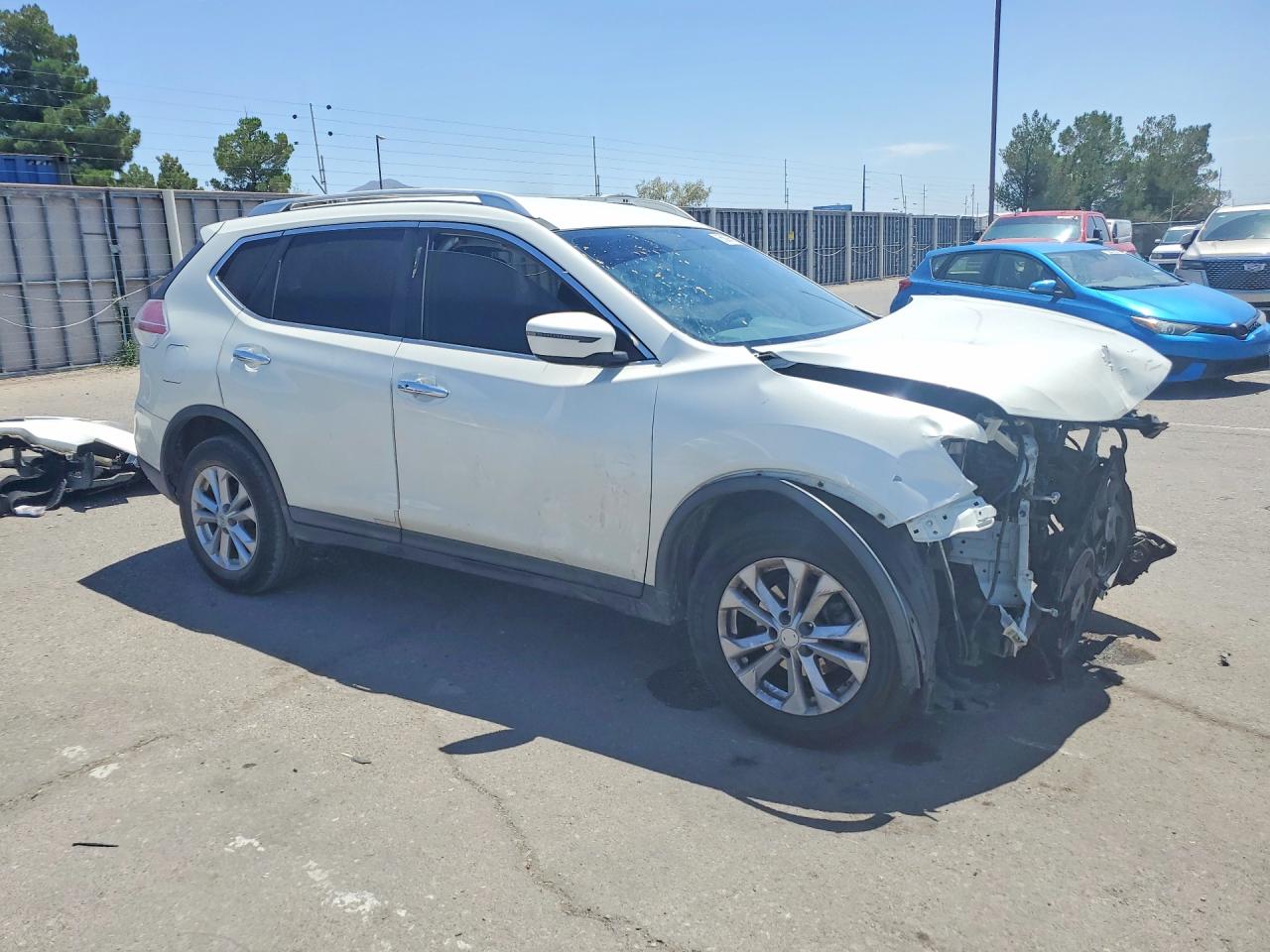 KNMAT2MV0GP636027 · 2016 NISSAN ROGUE · 4/13