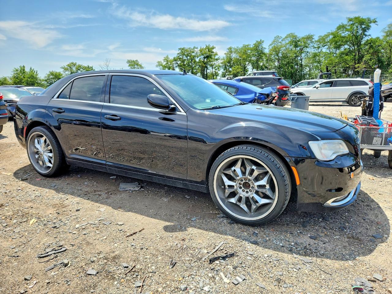 2C3CCARG1FH923221 · 2015 CHRYSLER 300 · 4/12