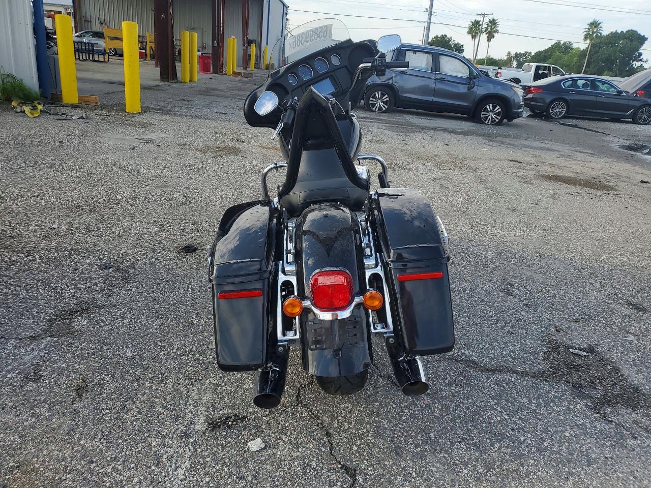 1HD1FVC25KB648503 · 2019 HARLEY-DAVIDSON FLHT · 4/9