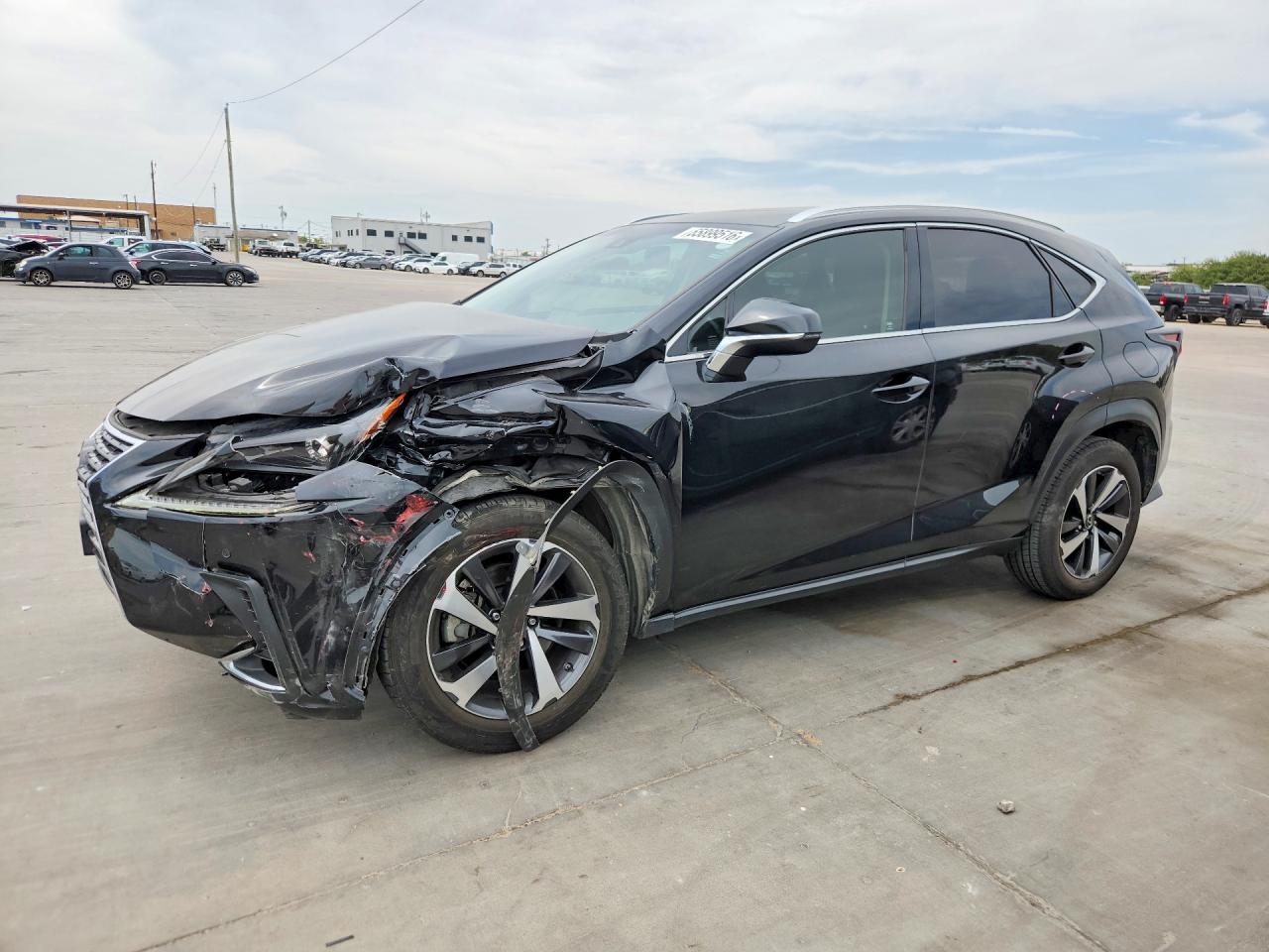 JTJYARBZ8J2093692 · 2018 LEXUS NX 300