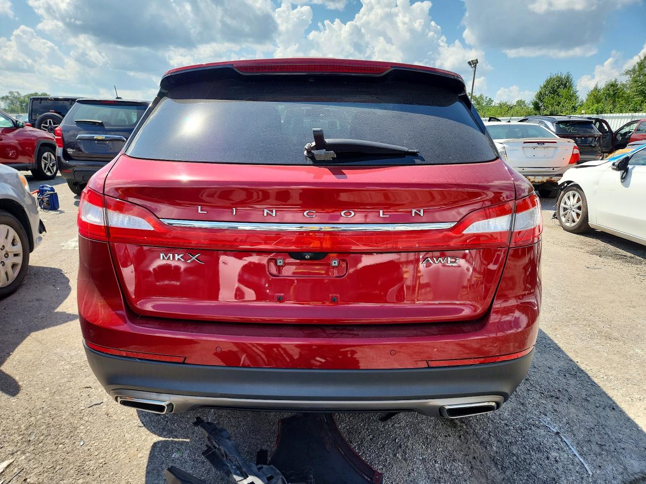 2LMPJ8LR4GBL67142 · 2016 LINCOLN MKX · 6/13