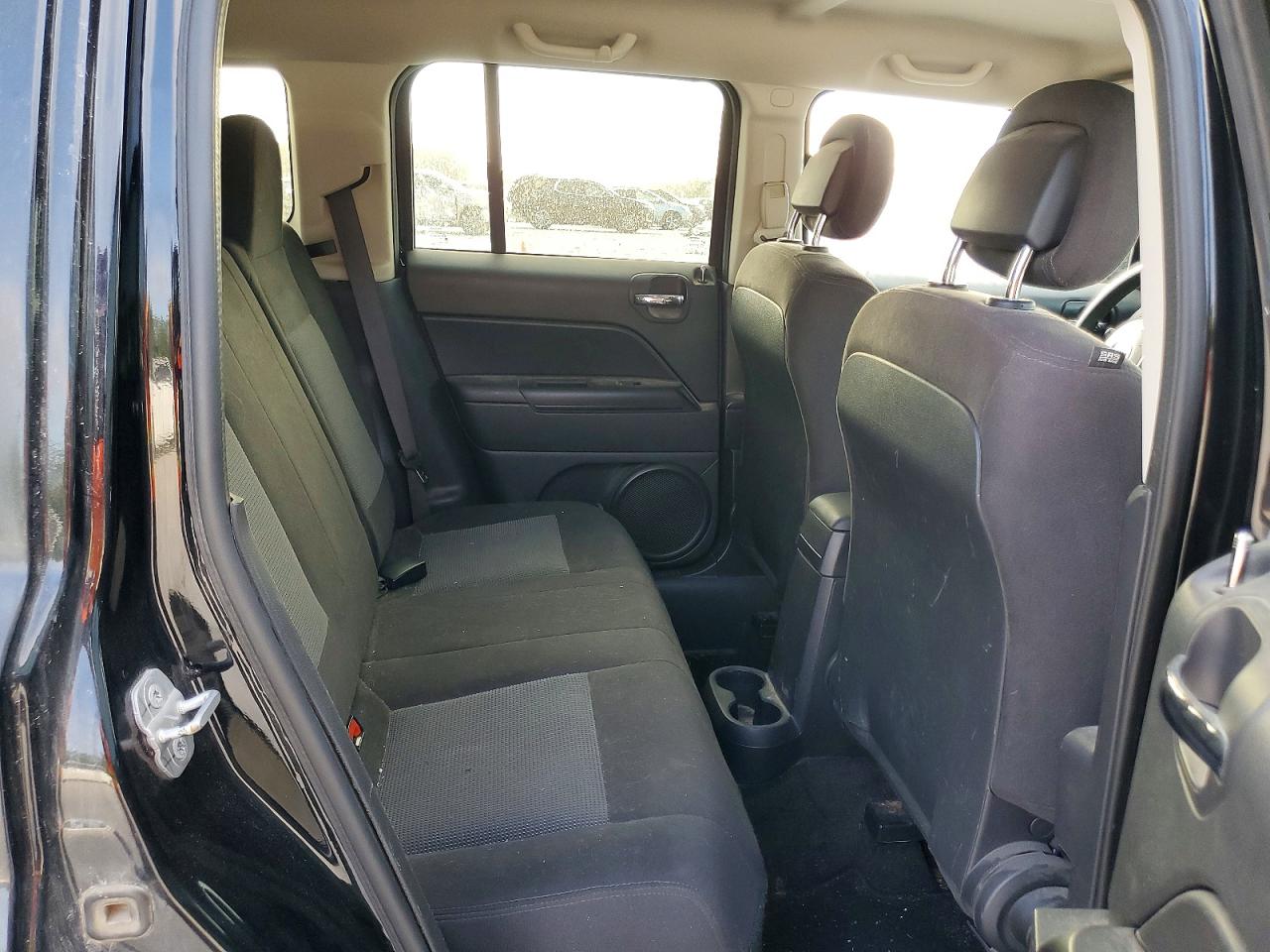 1C4NJPBB8HD208013 · 2017 JEEP PATRIOT · 11/13