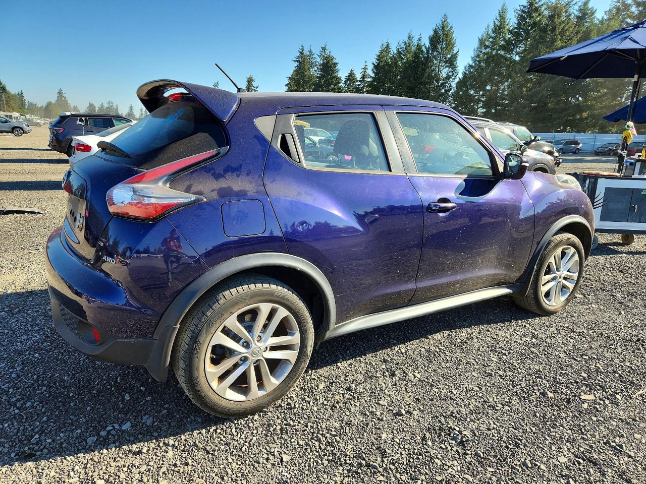 JN8AF5MV8HT751240 · 2017 NISSAN JUKE · 3/13