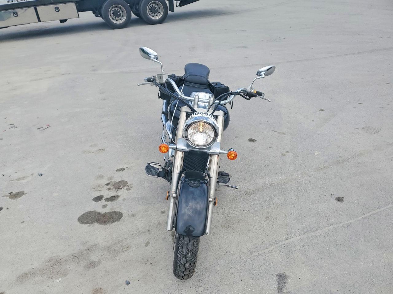 JS1VS55A752113805 · 2005 SUZUKI C50 · 5/9