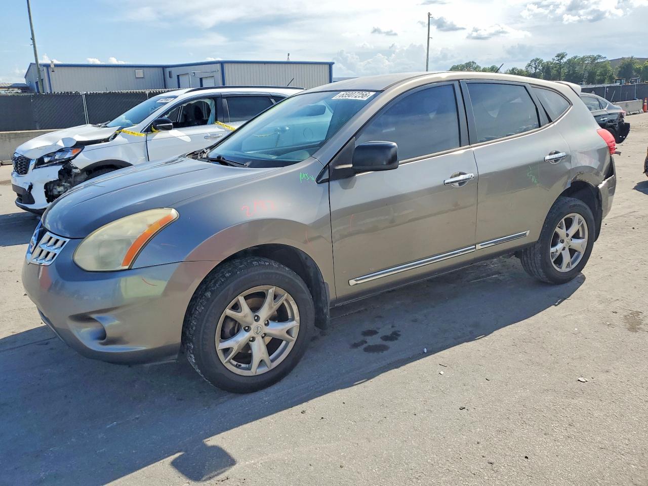 JN8AS5MT7DW541618 · 2013 NISSAN ROGUE
