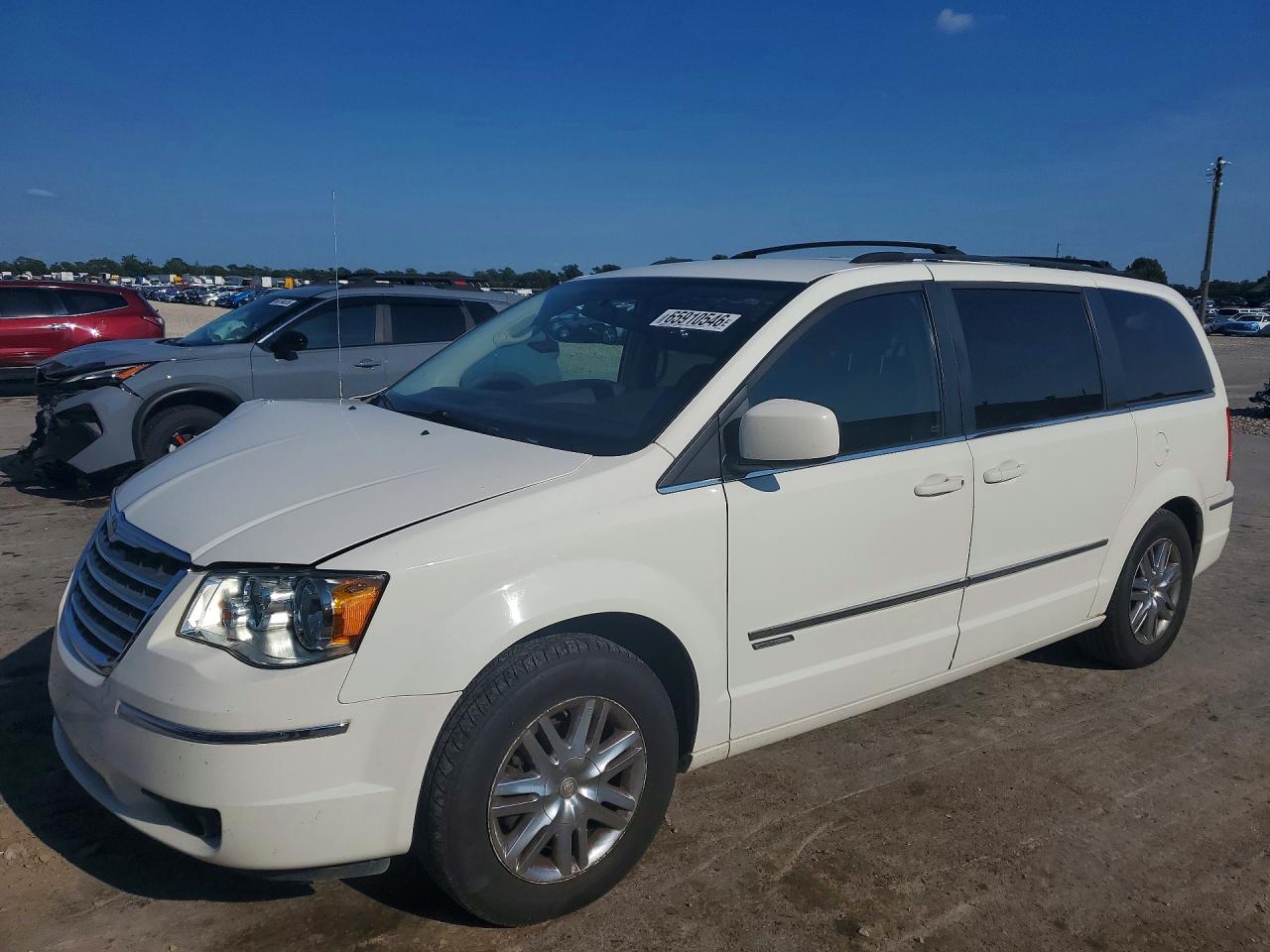 2A4RR5D11AR293339 · 2010 CHRYSLER TOWN & COUNTRY
