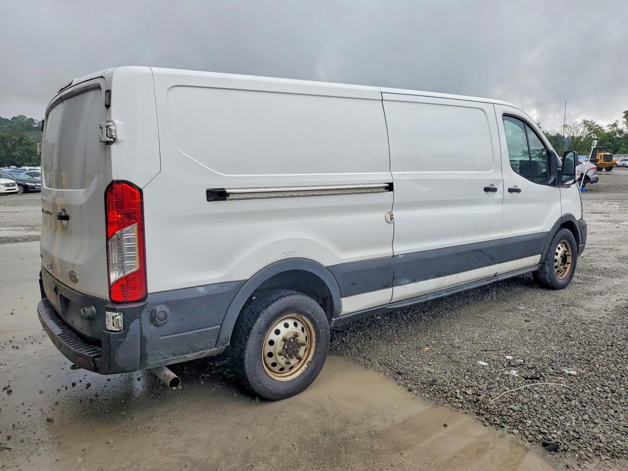 1FTBR2Y86LKA63729 · 2020 FORD TRANSIT · 3/13