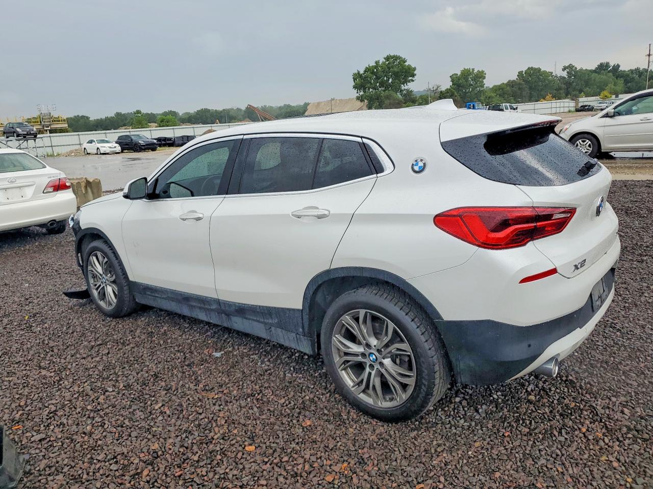 WBXYJ1C00L5P06834 · 2020 BMW X2 · 2/13