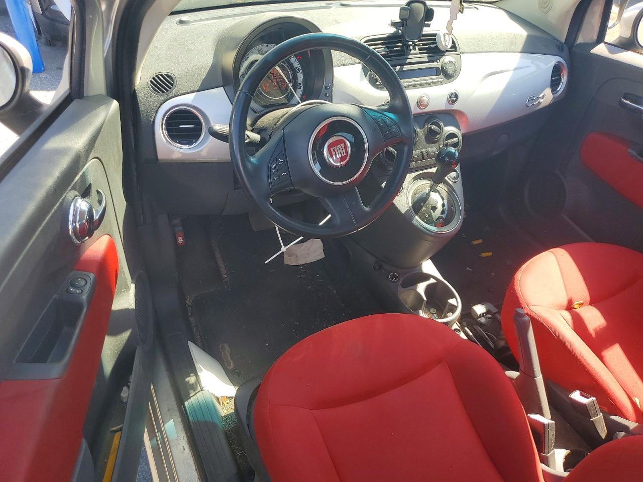 3C3CFFAR7CT270382 · 2012 FIAT 500 · 8/12