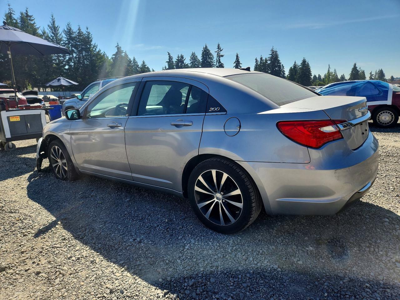 1C3CCBBB6EN132399 · 2014 CHRYSLER 200 · 2/12