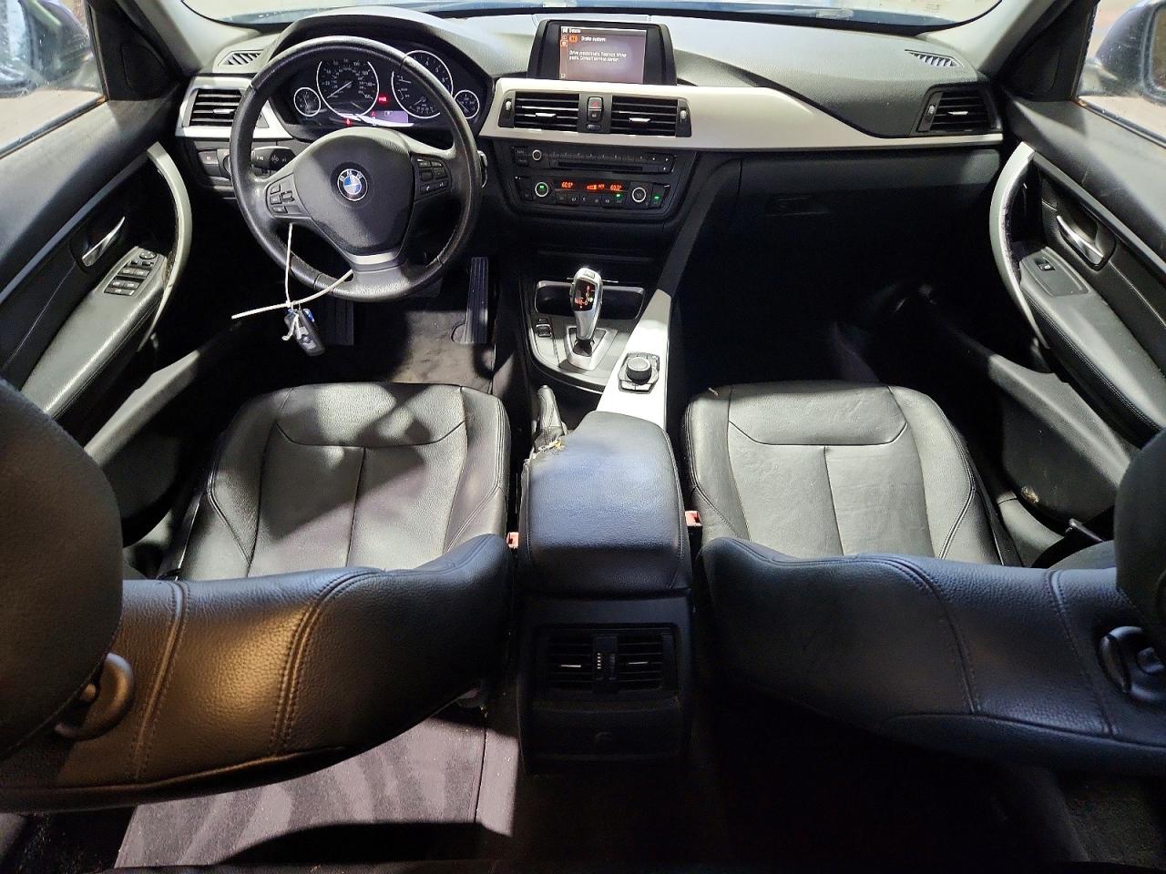 WBA3A5C51DF352552 · 2013 BMW 328 · 8/12