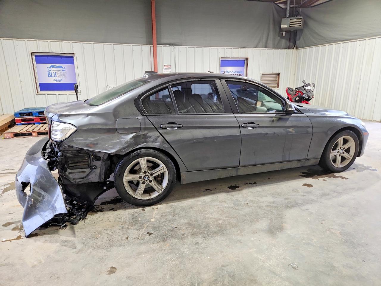 WBA3A5C51DF352552 · 2013 BMW 328 · 3/12