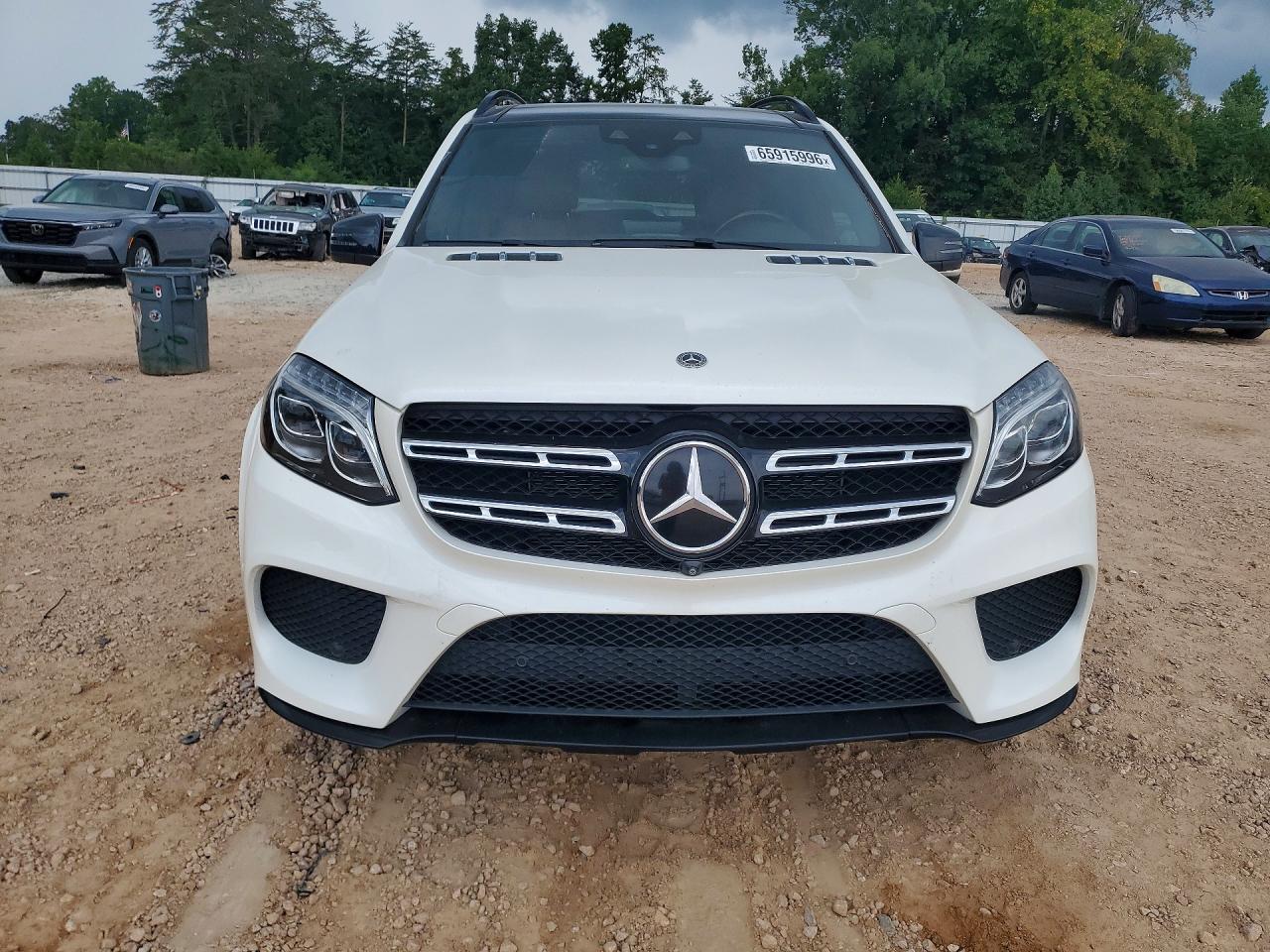 4JGDF7DE5JB033673 · 2018 MERCEDES-BENZ GLS · 5/13