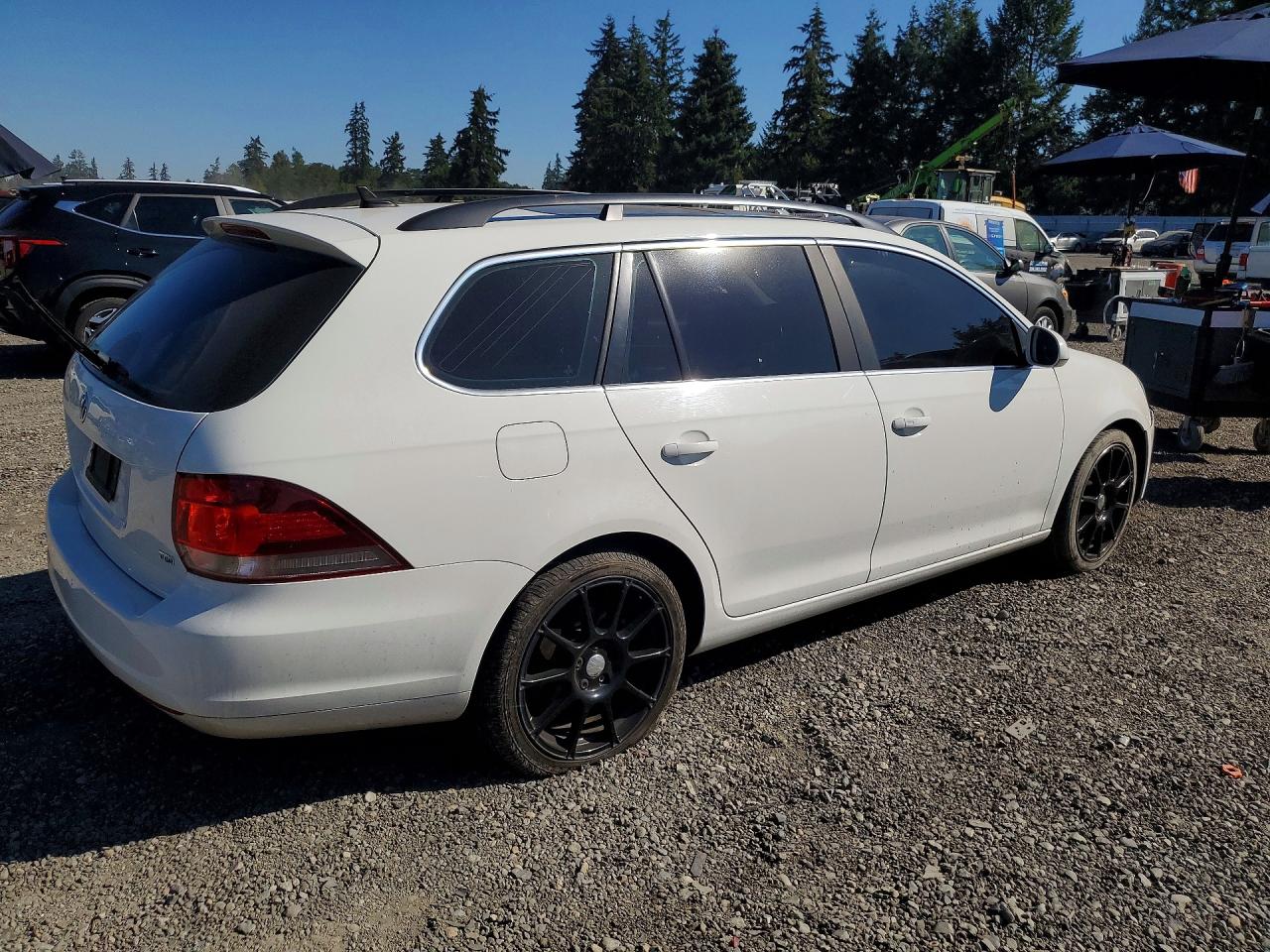 3VWPL7AJ4DM692172 · 2013 VOLKSWAGEN JETTA · 3/13