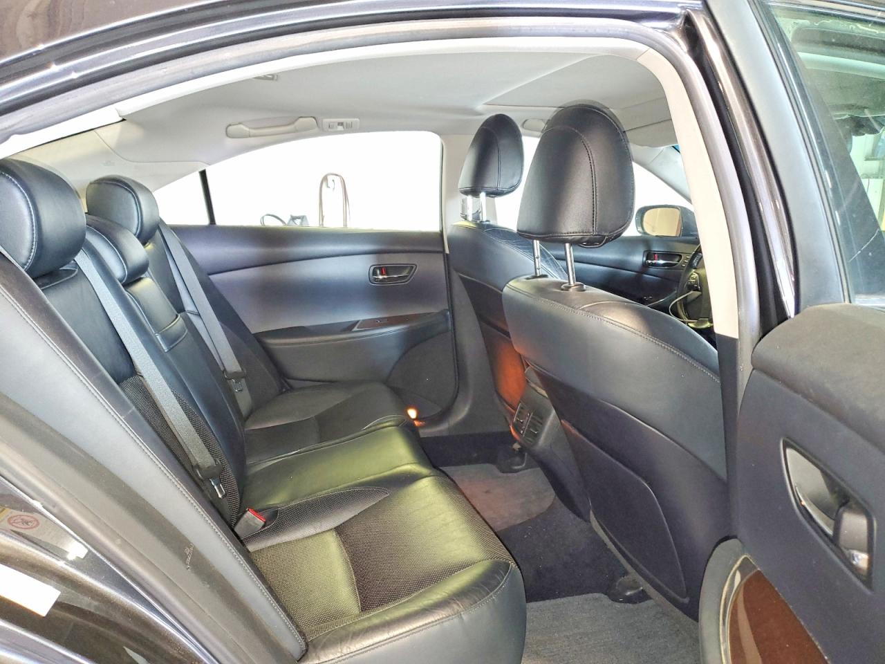 JTHBK1EG0A2384624 · 2010 LEXUS ES · 10/12