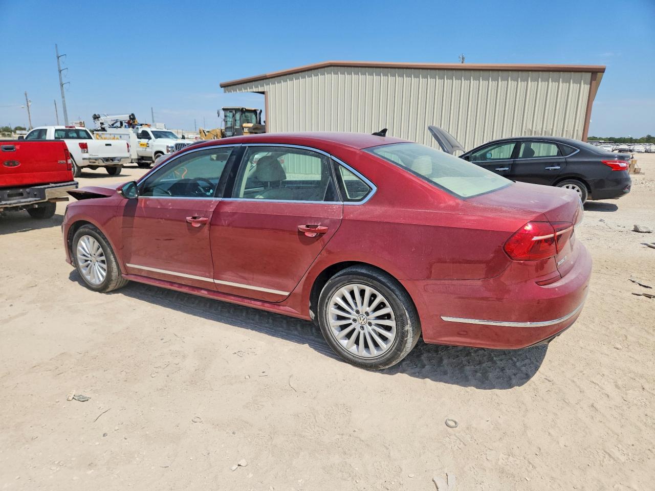 1VWBT7A37HC029956 · 2017 VOLKSWAGEN PASSAT · 2/12