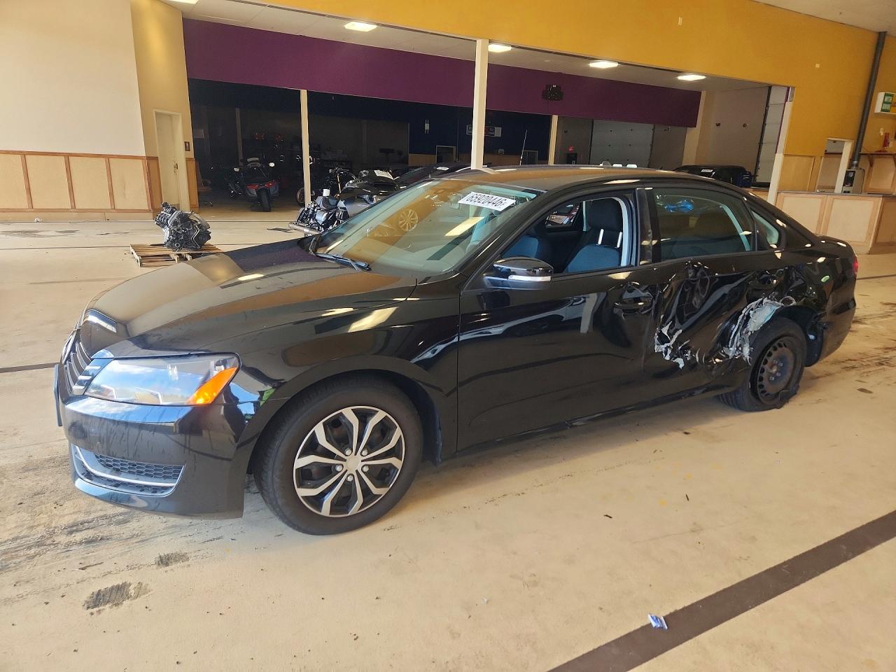 2014 VOLKSWAGEN PASSAT
