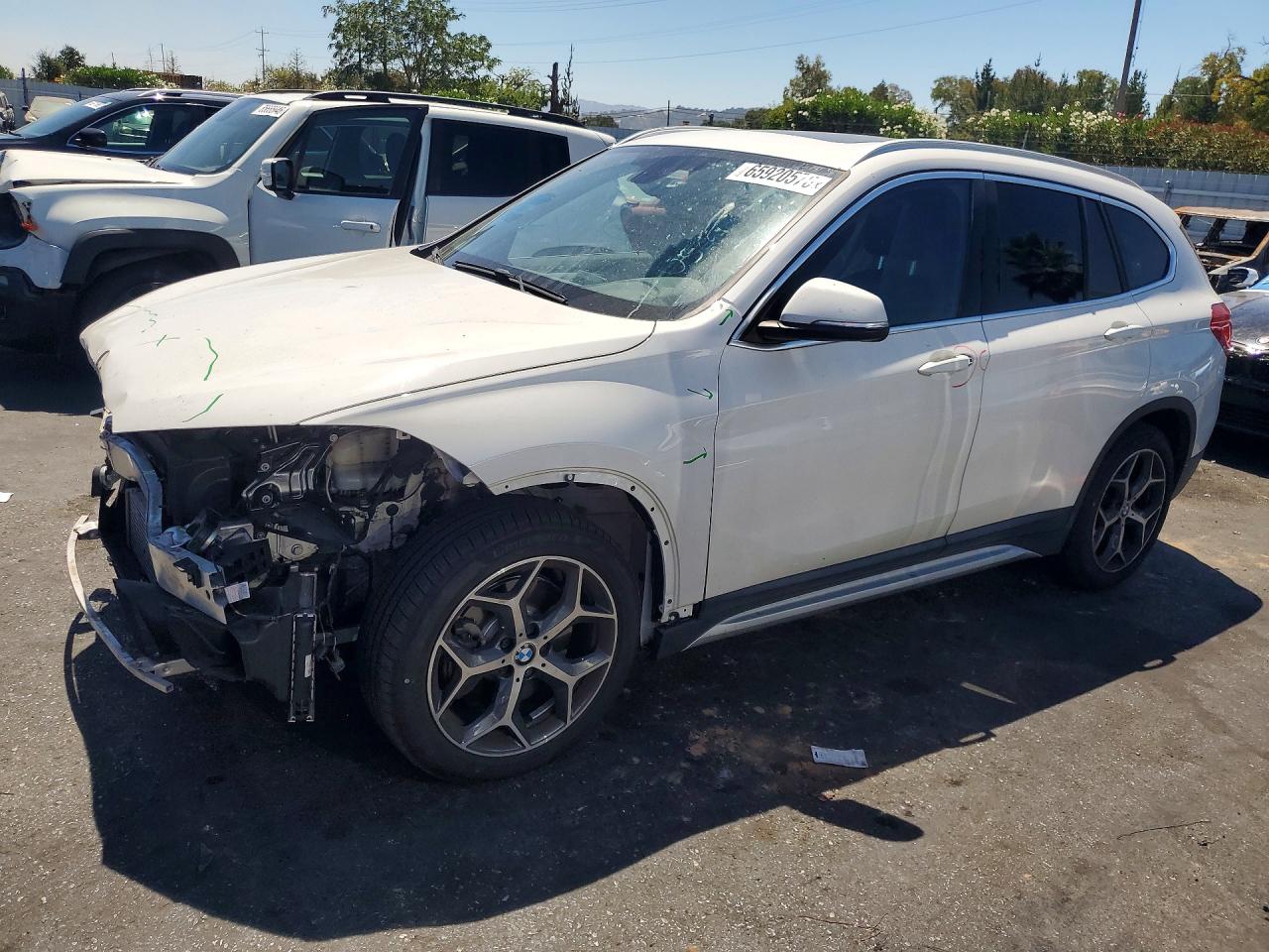 WBXHT3C32J5K28669 · 2018 BMW X1