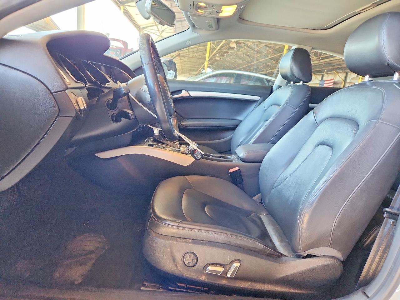 WAULFAFR0DA064883 · 2013 AUDI A5 · 7/12