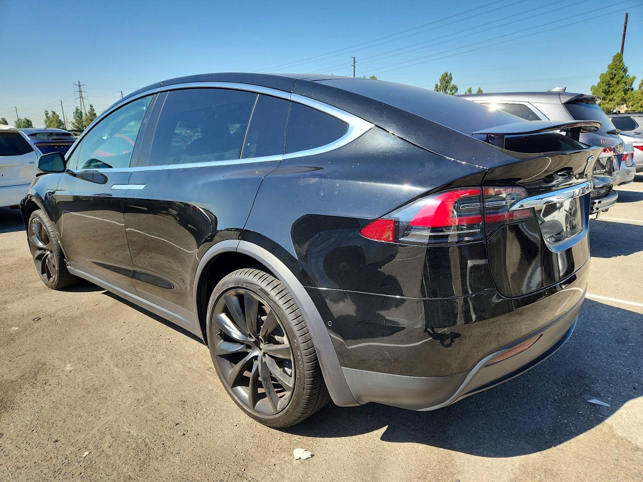 5YJXCAE24LF247579 · 2020 TESLA MODEL X · 2/13