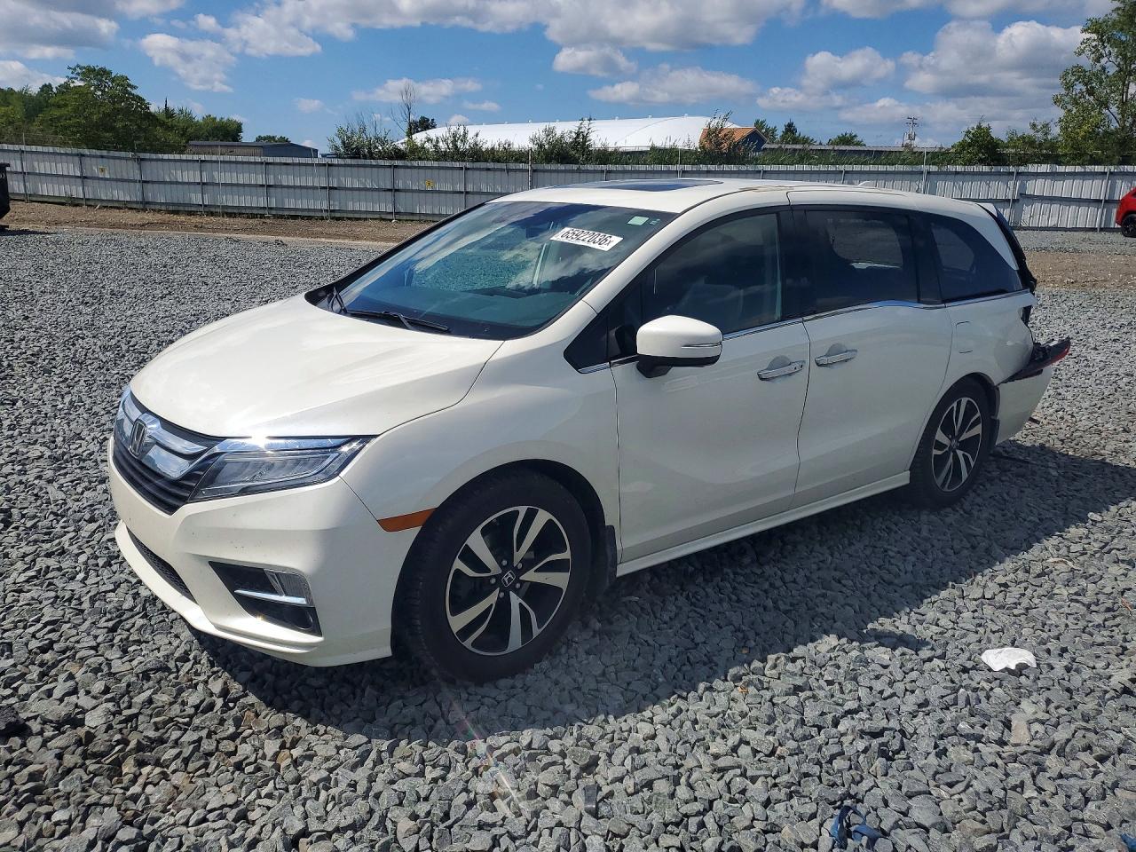 5FNRL6H96JB033429 · 2018 HONDA ODYSSEY