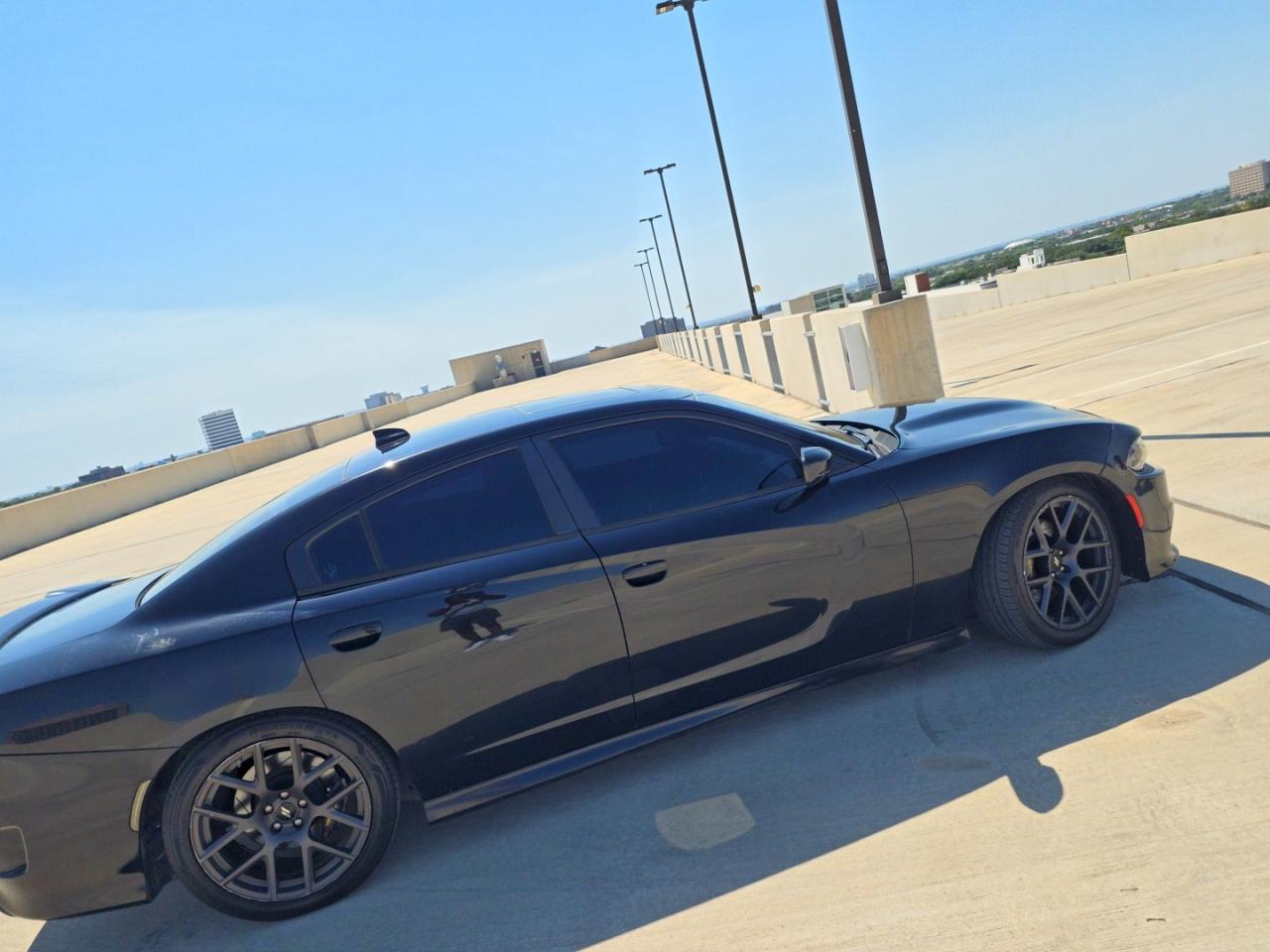2C3CDXGJ8HH614086 · 2017 DODGE CHARGER