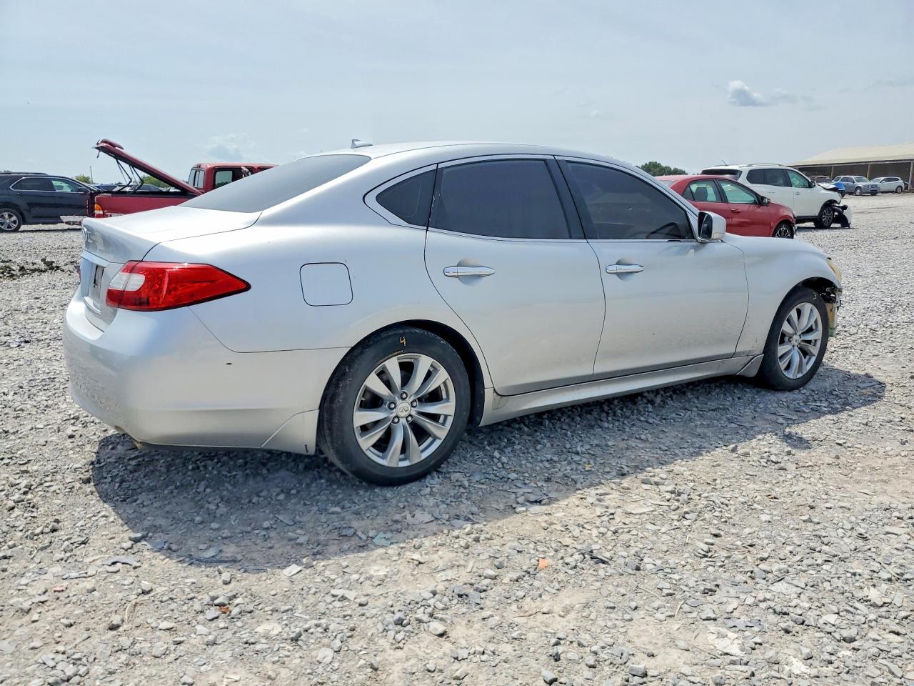 JN1BY1AP4BM320133 · 2011 INFINITI M37 · 3/13