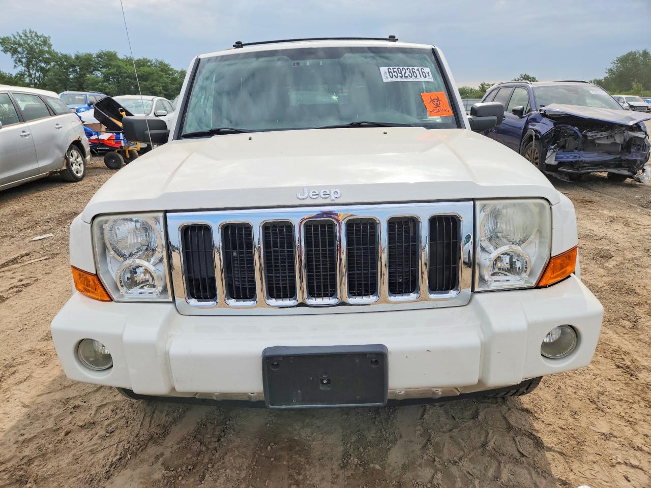 1J8HG58288C145856 · 2008 JEEP COMMANDER · 5/12