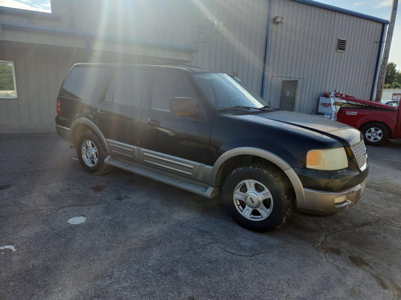 1FMPU17L33LC41476 · 2003 FORD EXPEDITION · 4/13