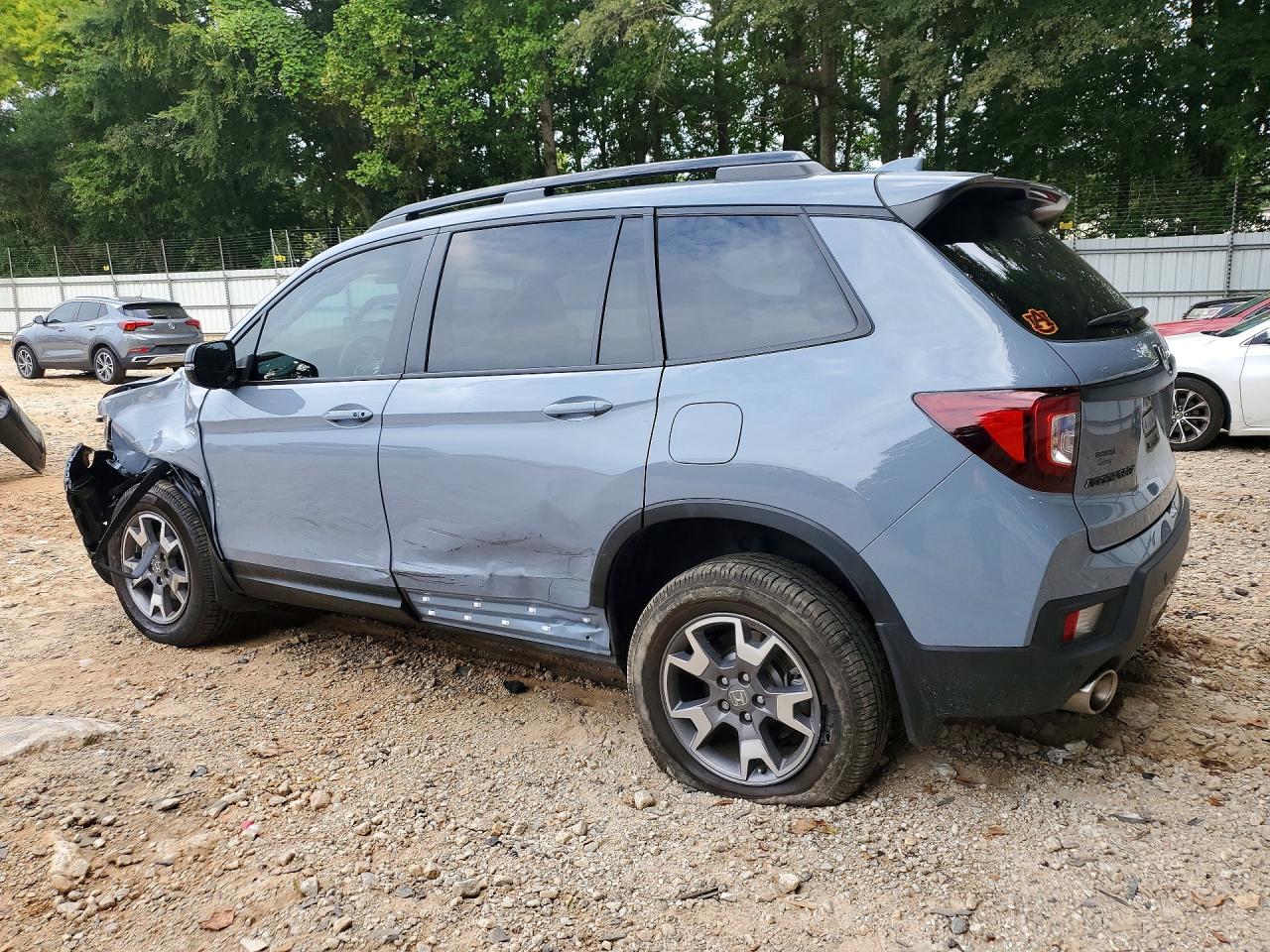 5FNYF8H62NB024771 · 2022 HONDA PASSPORT · 2/13