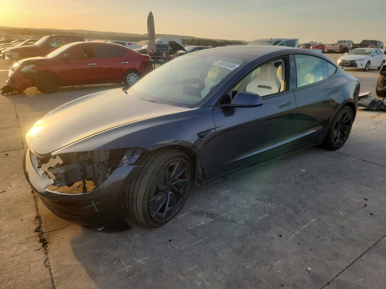 5YJ3E1ETXSF005475 · 2025 TESLA MODEL 3