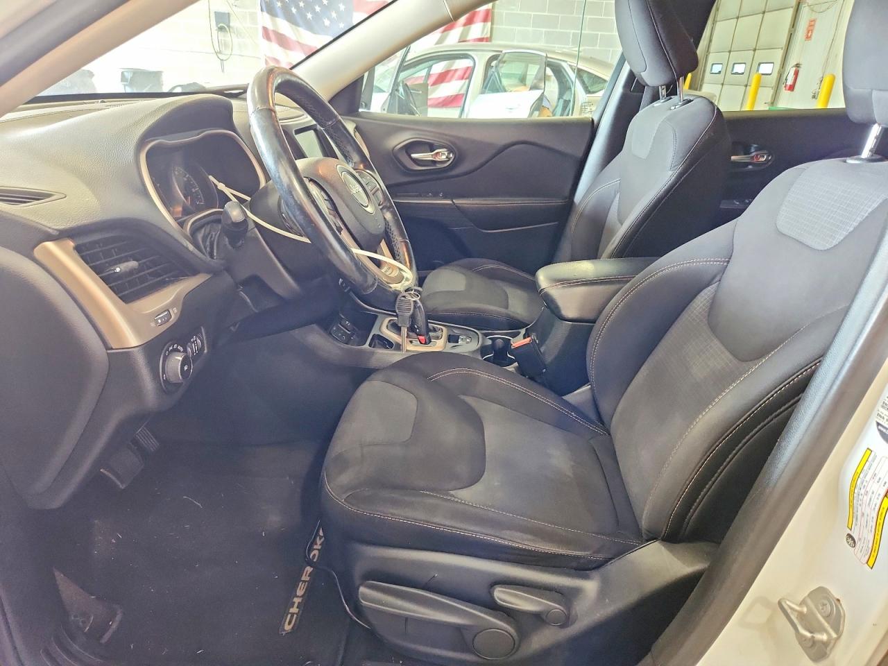1C4PJLCS5FW761851 · 2015 JEEP CHEROKEE · 7/12