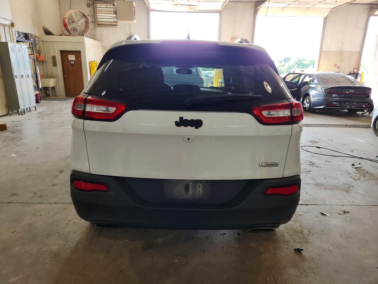 1C4PJLCS5FW761851 · 2015 JEEP CHEROKEE · 6/12