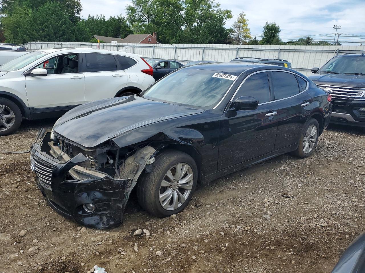 2011 INFINITI M37