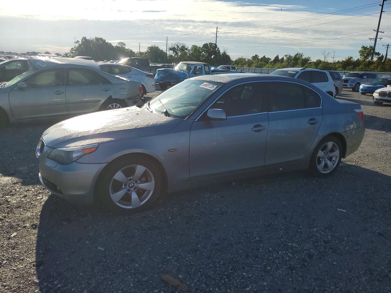 2005 BMW 530