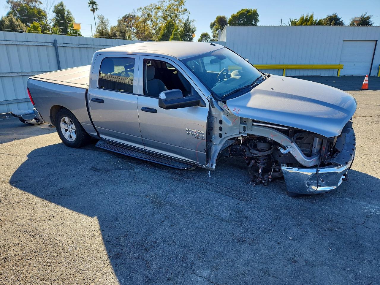 3C6RR7KG2NG341295 · 2022 RAM 1500 CLASSIC · 4/12