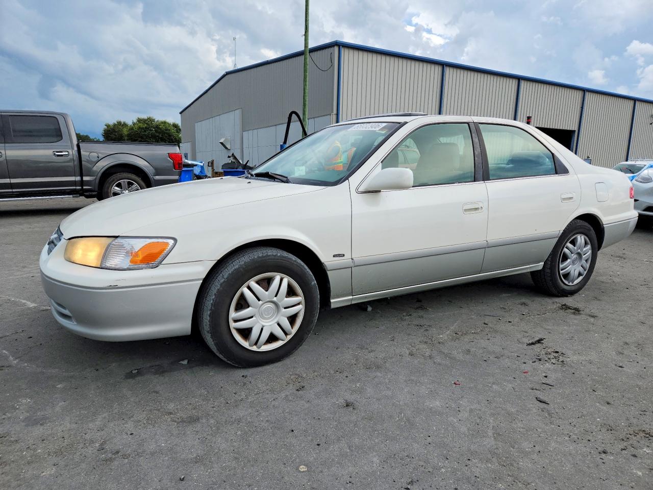 JT2BF22K910309915 · 2001 TOYOTA CAMRY