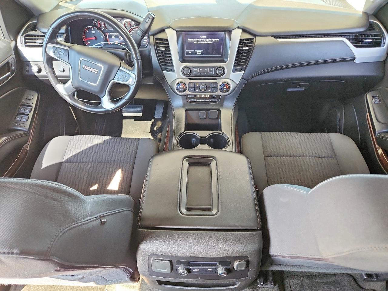 1GKS2AKC1GR348884 · 2016 GMC YUKON · 8/13
