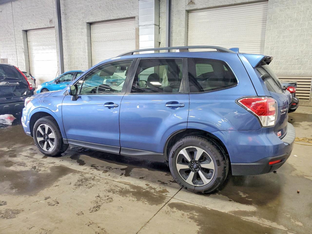 JF2SJAEC5HH401749 · 2017 SUBARU FORESTER · 2/13