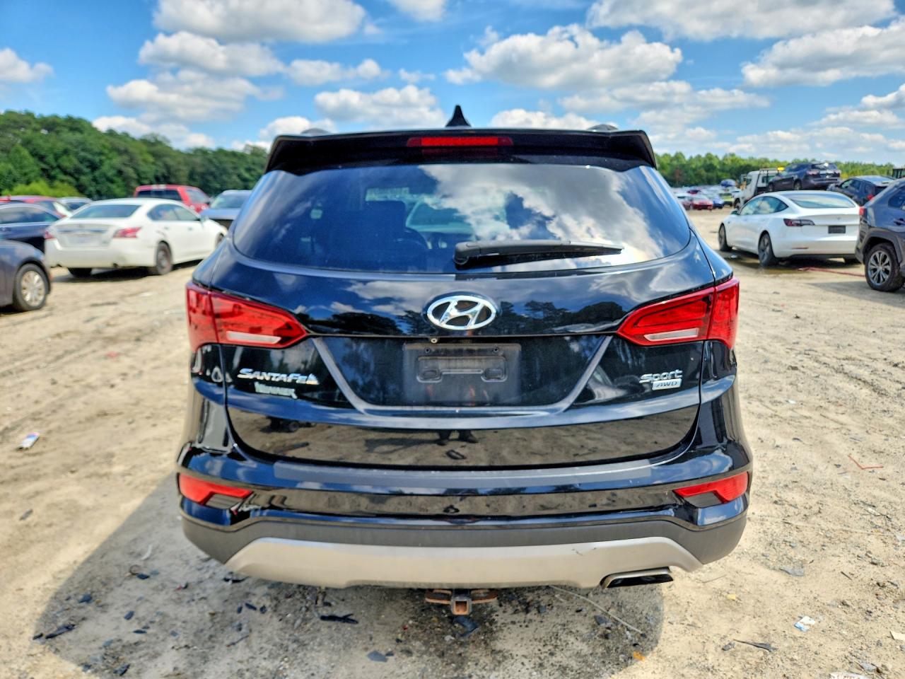 5NMZUDLB0HH008658 · 2017 HYUNDAI SANTA FE SPORT · 6/13
